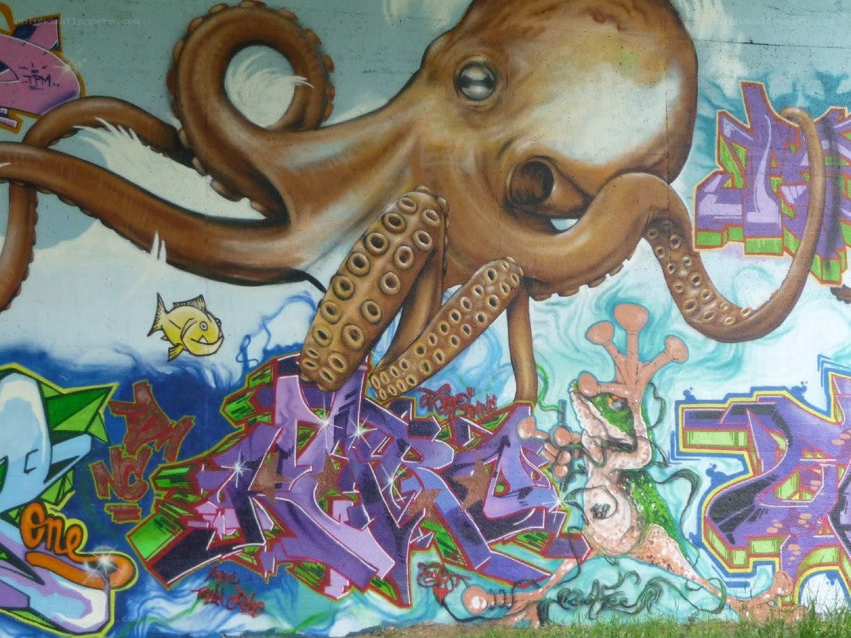 octopus graffiti mural