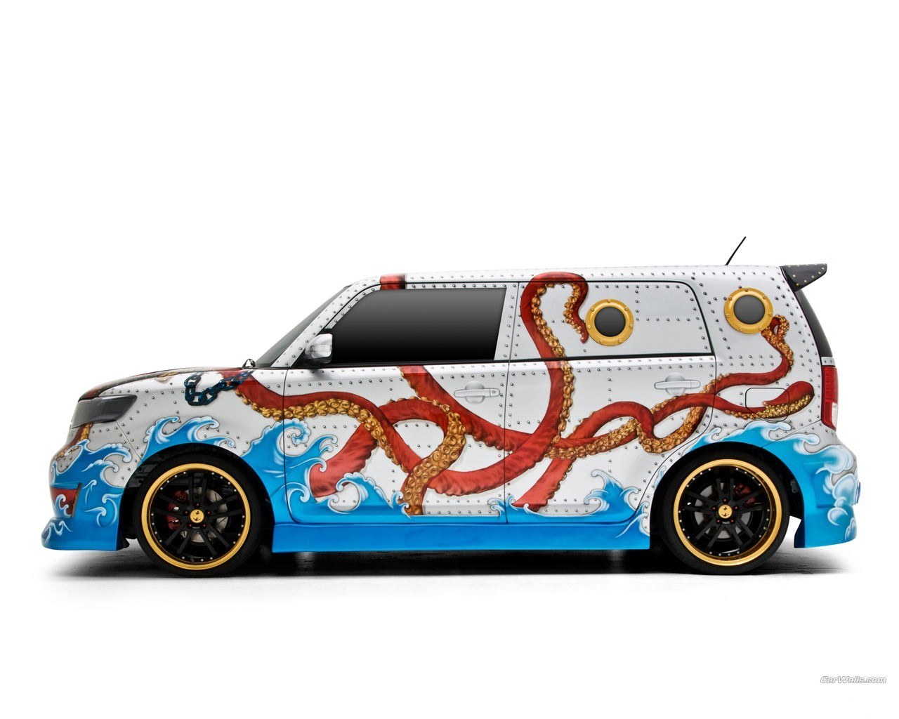 octopus-themed custom car