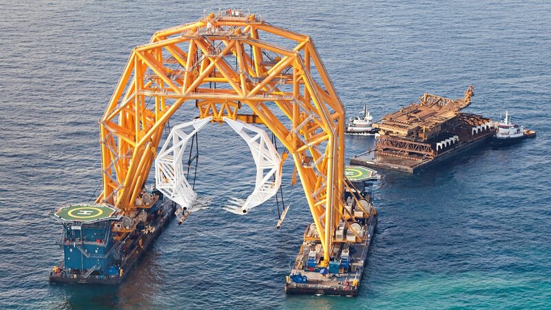 Offshore Construction Crane