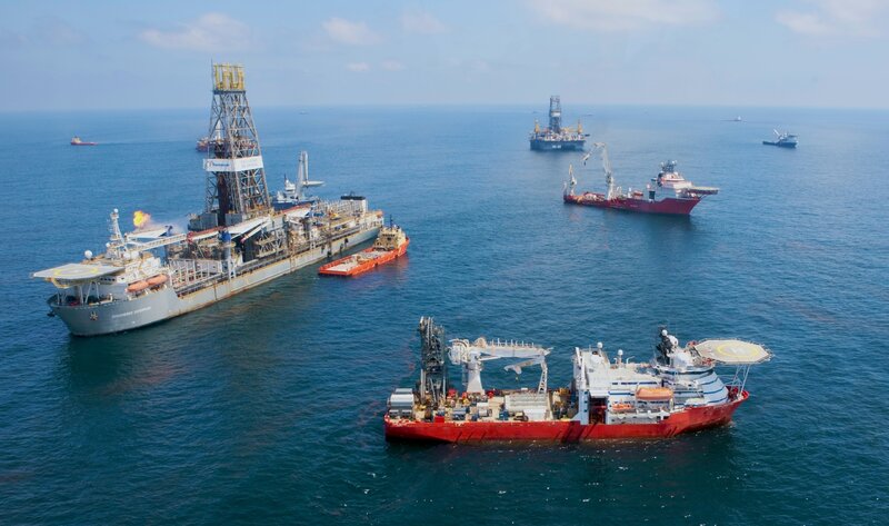 Offshore oil drilling operation