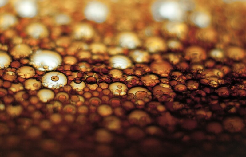 Oil Bubbles on Liquid