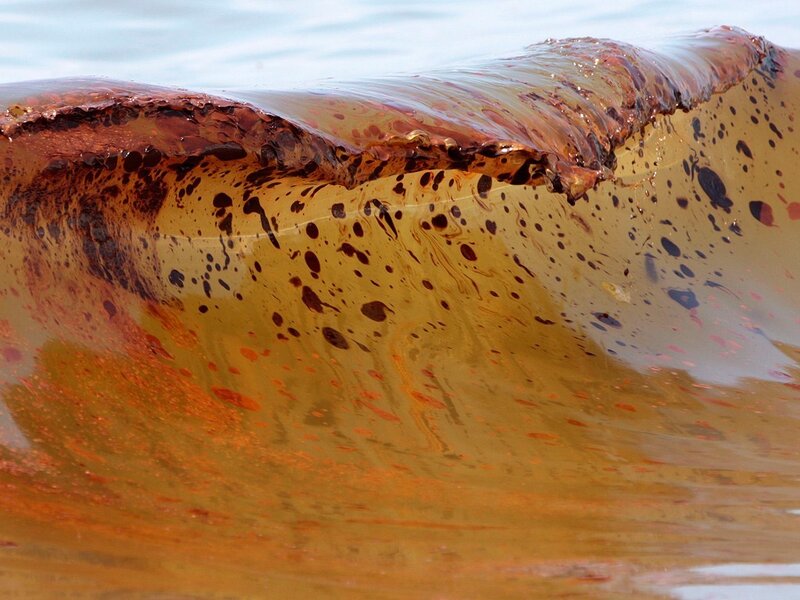 Oil-covered Wave