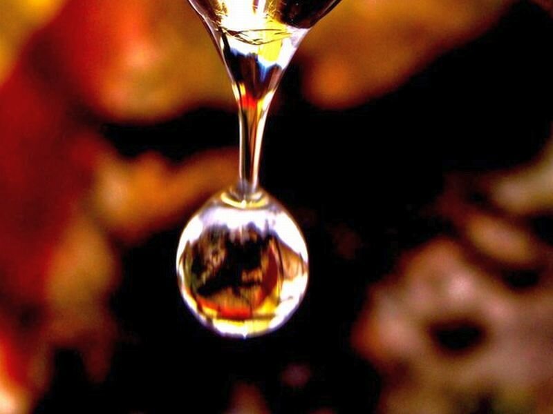 Oil Drop Falling
