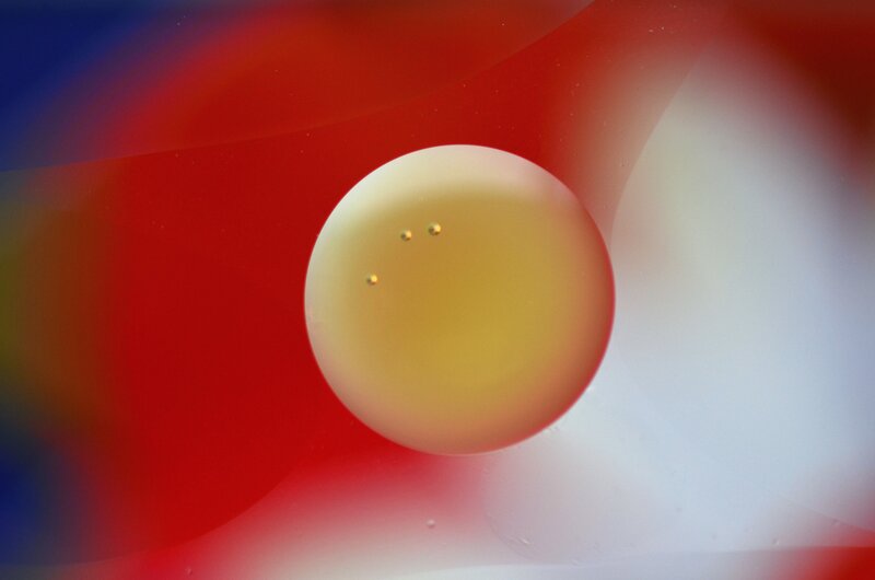Oil Droplet in Liquid — Red