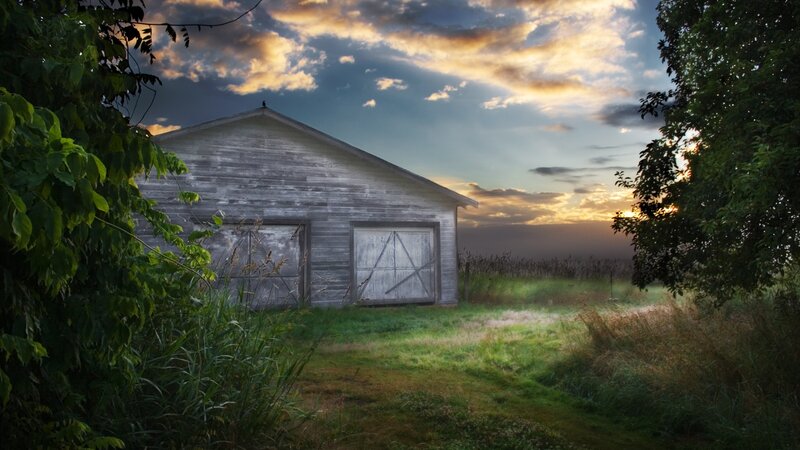 Old Barn at Sunset — Green
