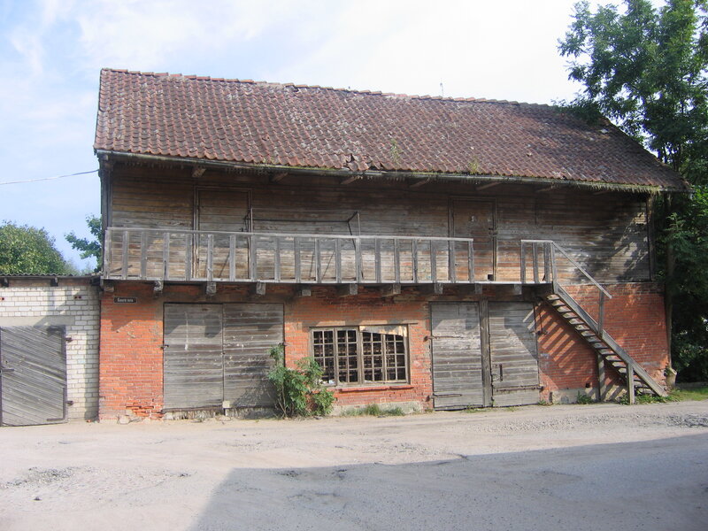 Old Wooden Barn — Brown, Rural
