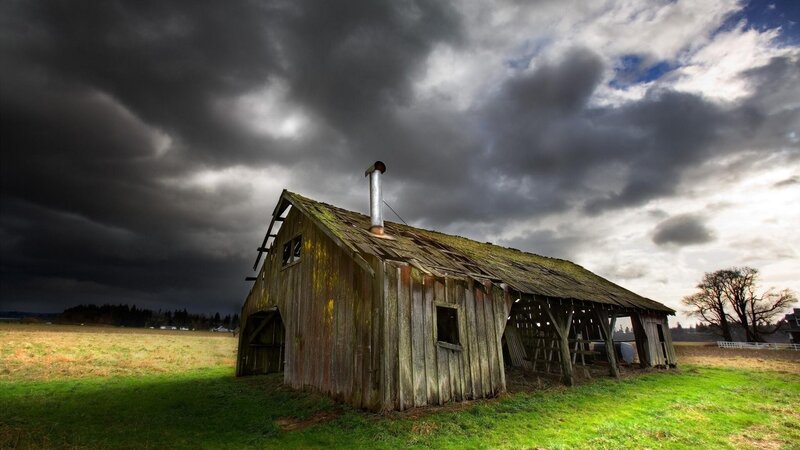 Old Wooden Barn — Green, Dramatic