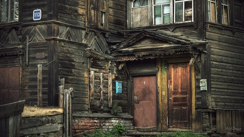 Old Wooden House — Brown, Dramatic, Photograph