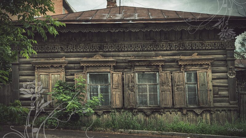 Old Wooden House — Brown