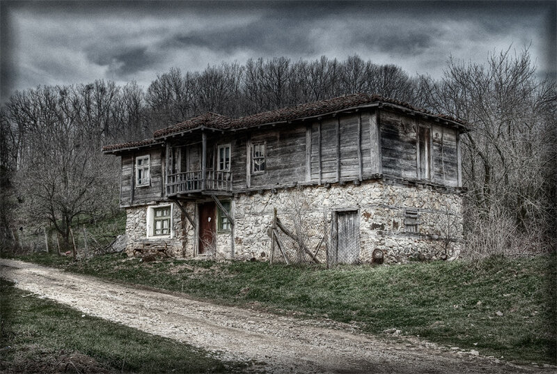 Old Wooden House — Gray