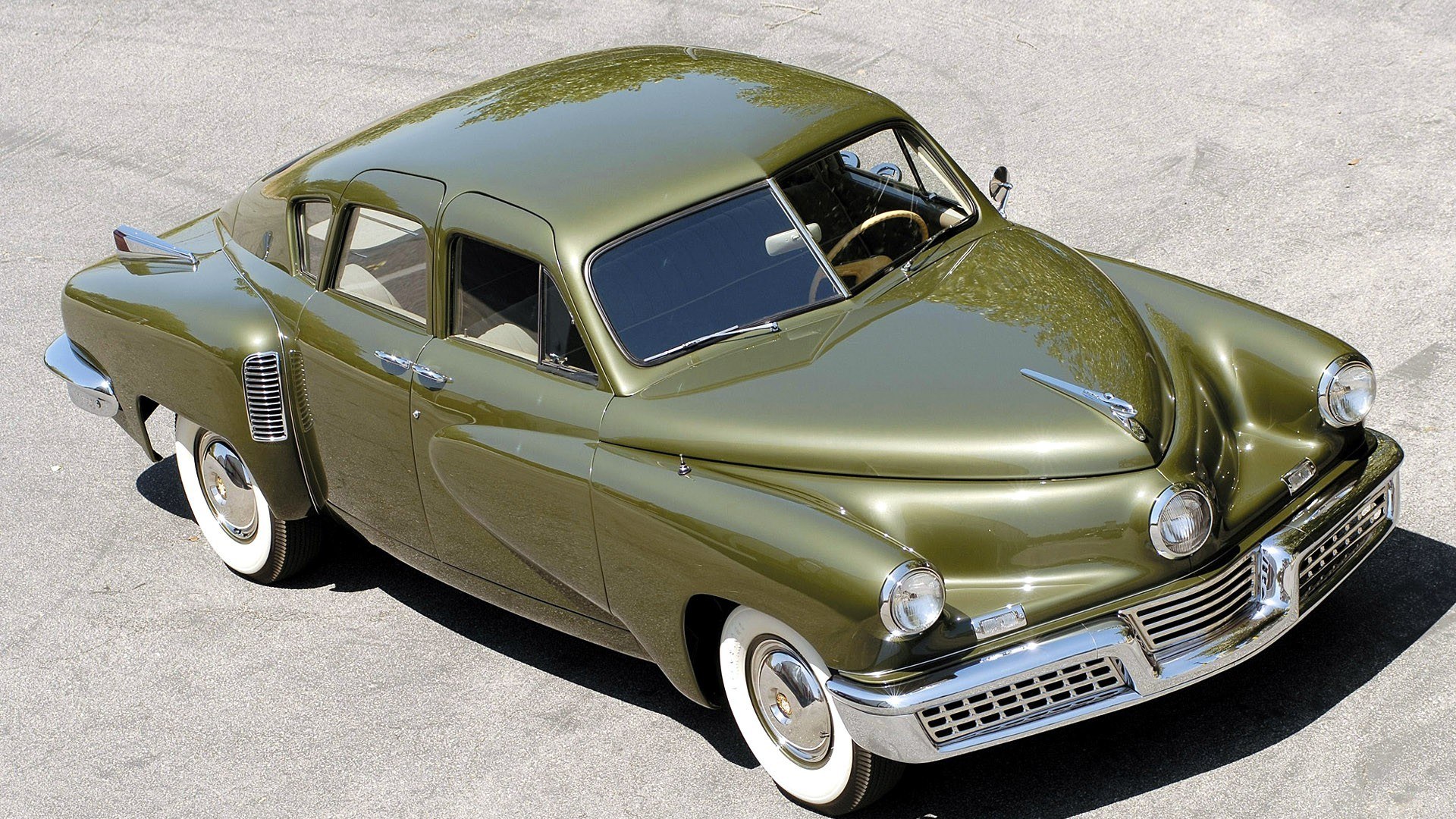 olive green classic car
