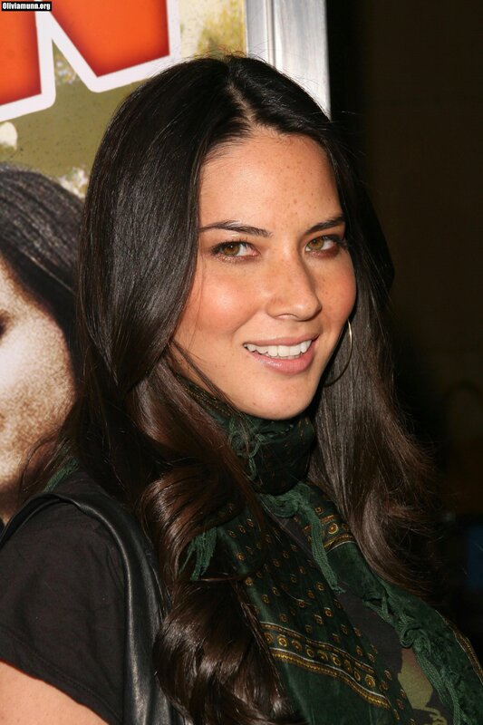 Olivia Munn at event