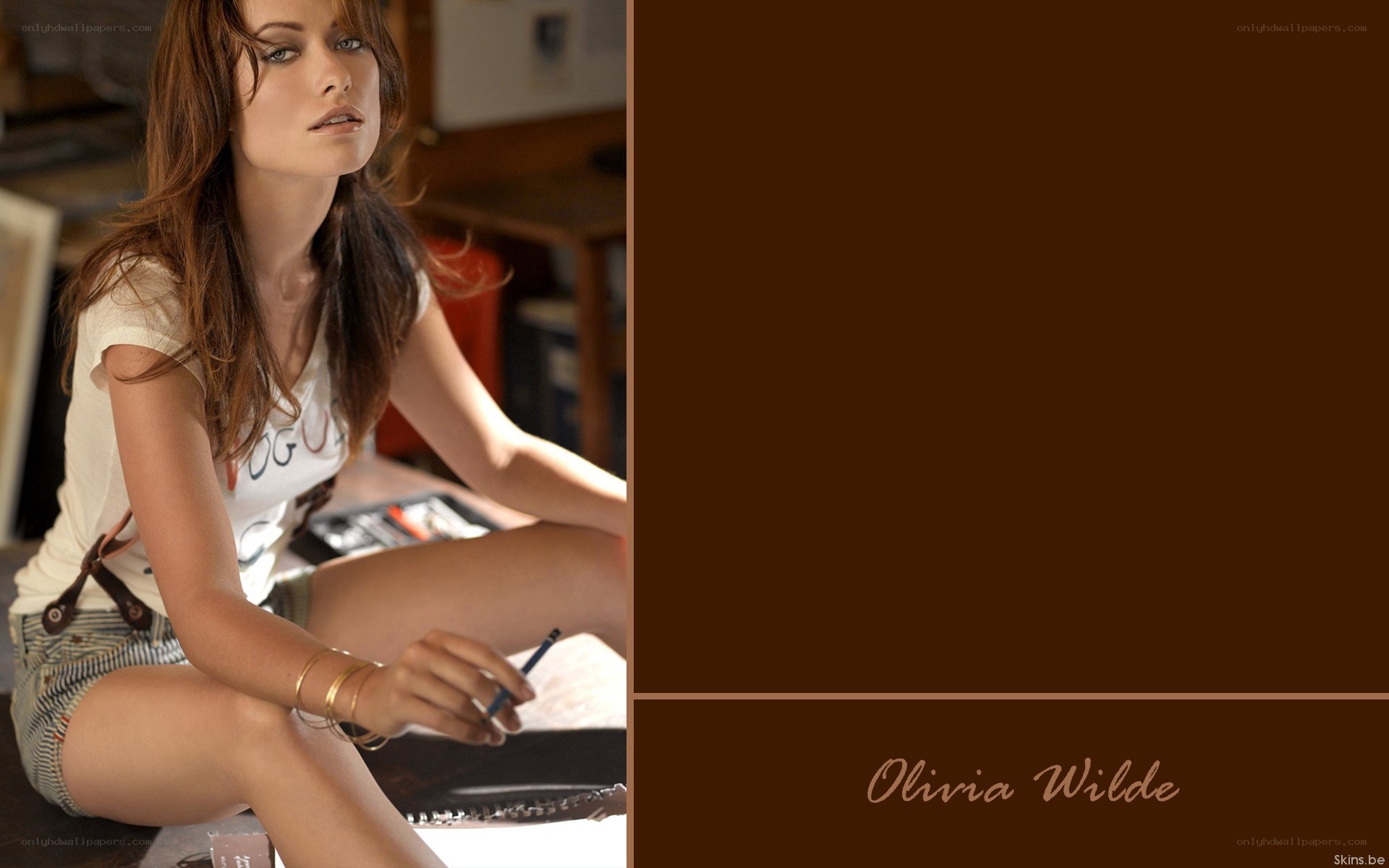 Olivia Wilde in casual pose