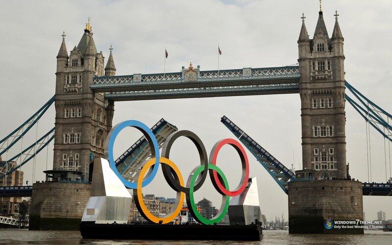 Olympic rings at Tower Bridge