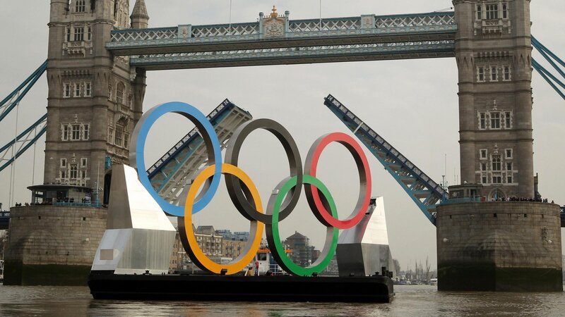 Olympic rings in front of Tower Bridge