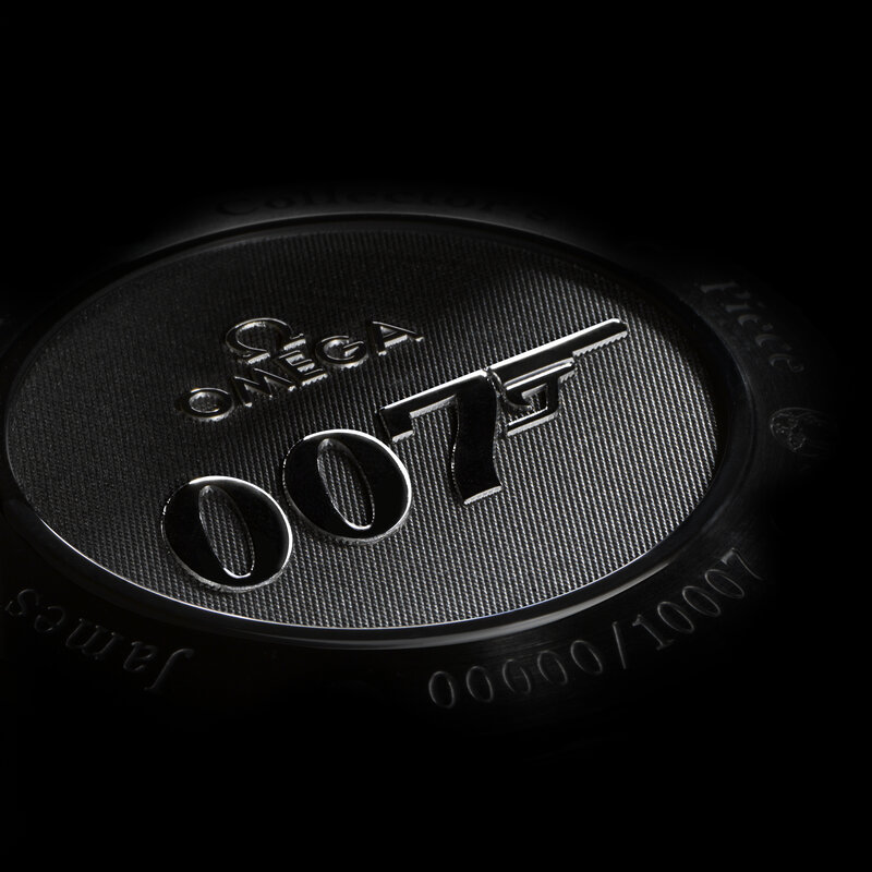 Omega 007 watch back