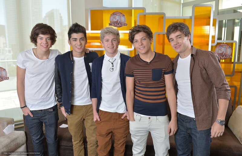 One Direction band photo