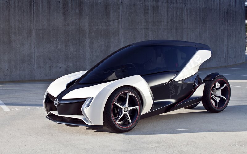 Opel 3-Wheeled Concept Car