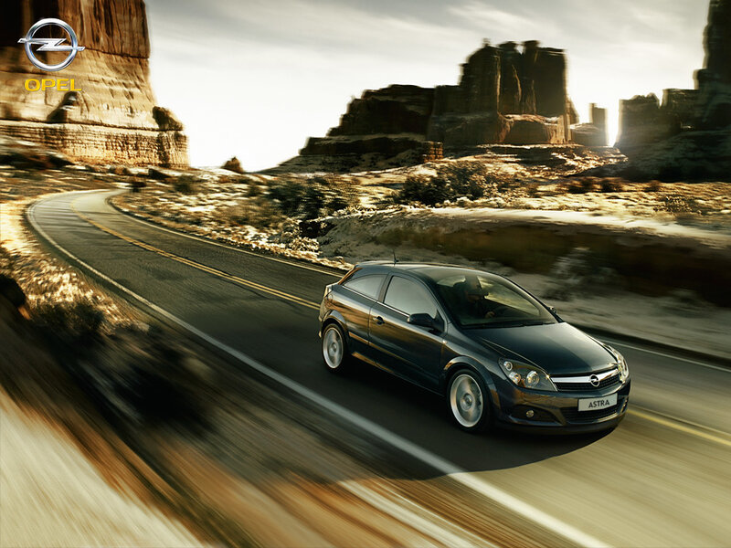 Opel Astra on desert road
