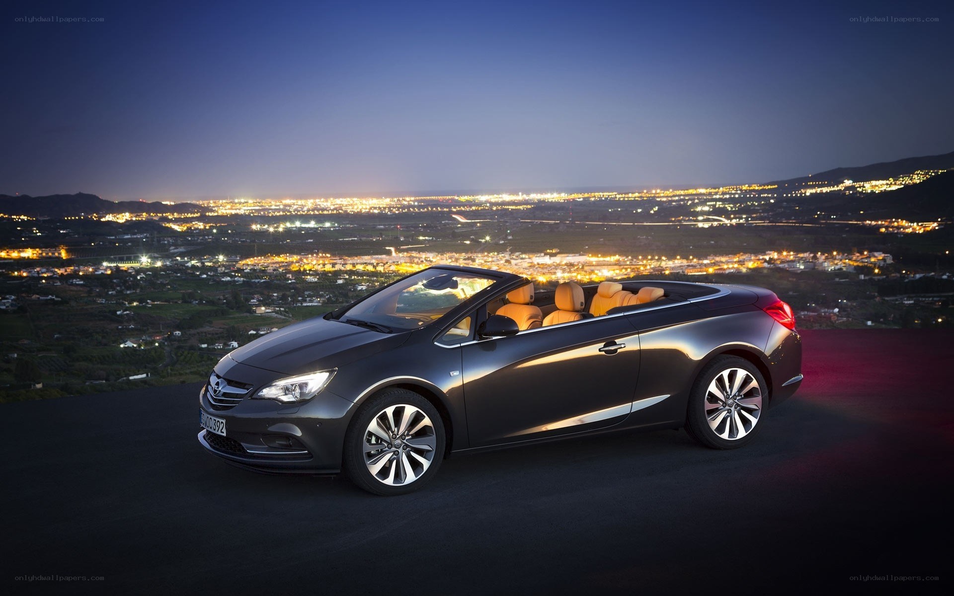 Opel Cascada convertible at night