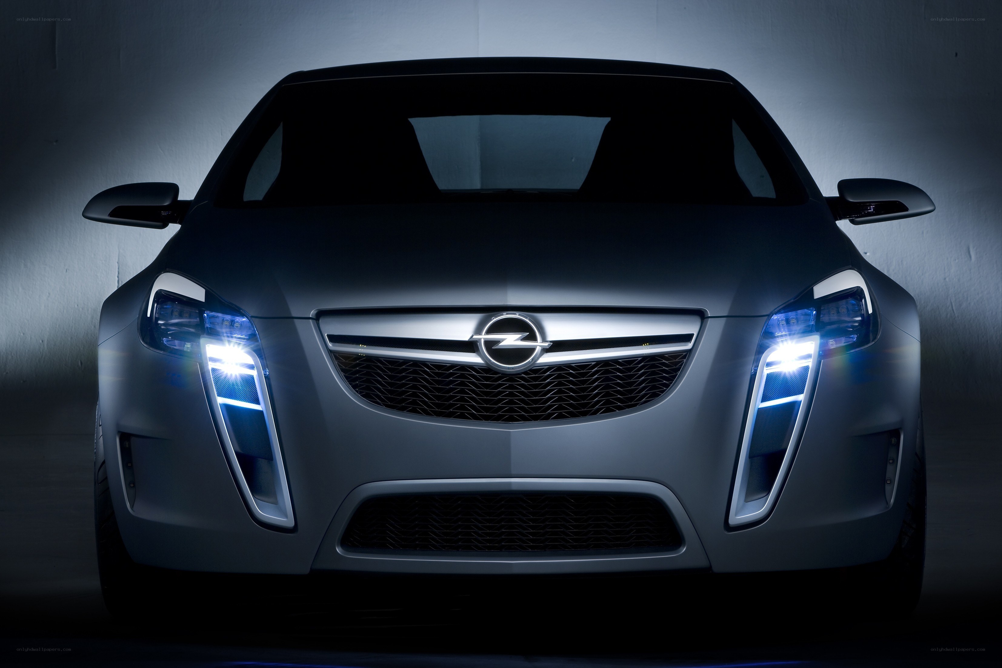 Opel concept car front view