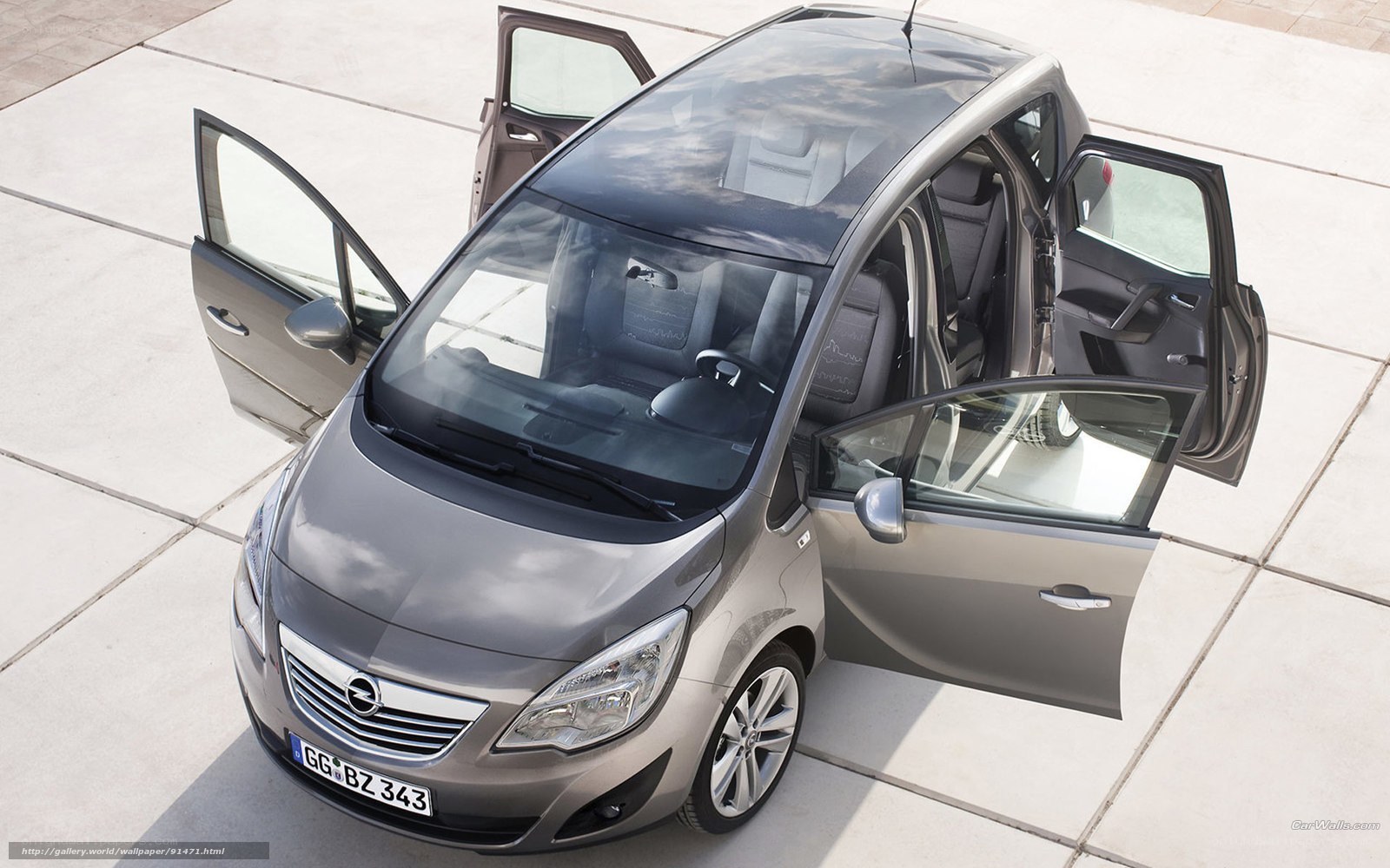 Opel Meriva minivan with doors open