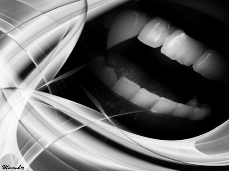 Open Mouth with Teeth — Black