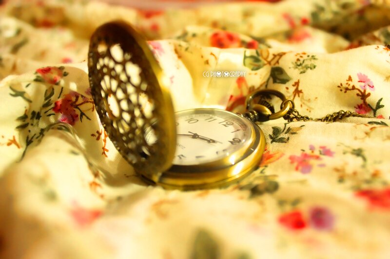 Open Pocket Watch — Yellow, Warm