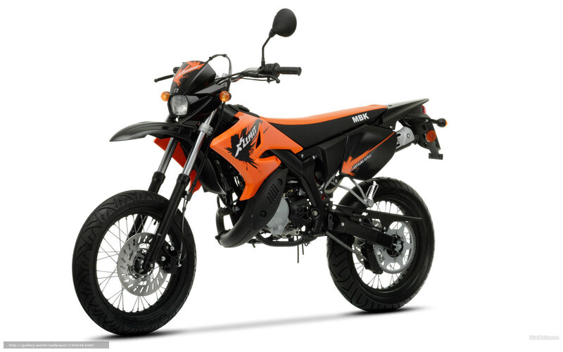 orange and black dirt bike