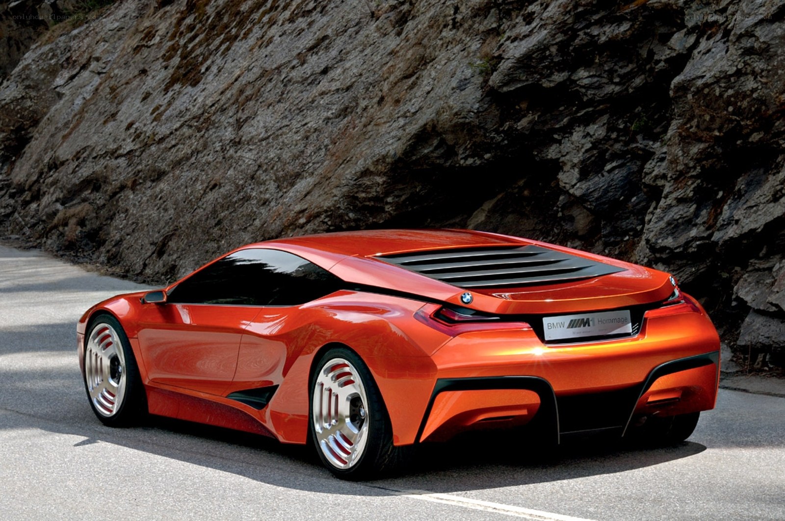 Orange BMW M1 Hommage
