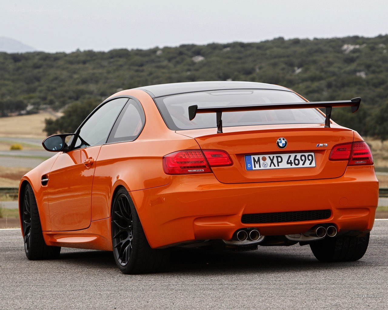 orange bmw m3 coupe
