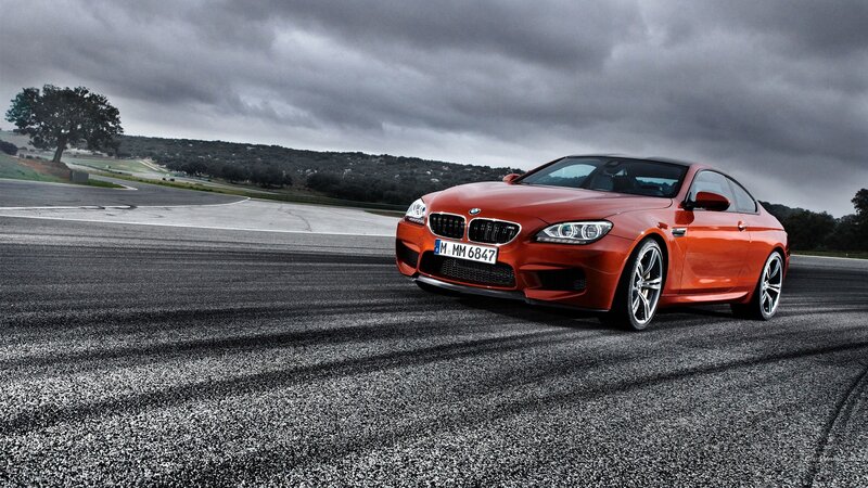 Orange BMW M6 Coupe — Red