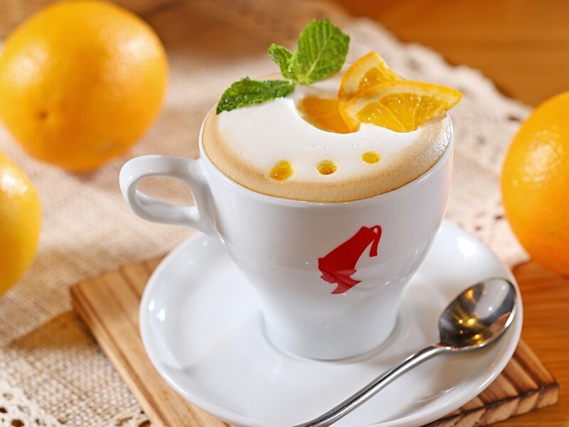 Orange Cappuccino in Cup