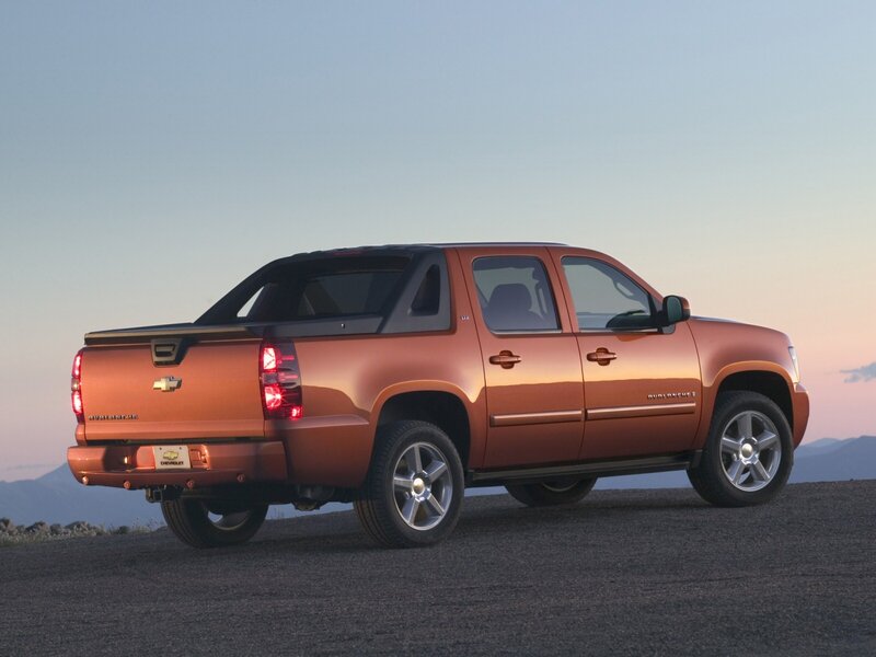 Orange Chevrolet Avalanche