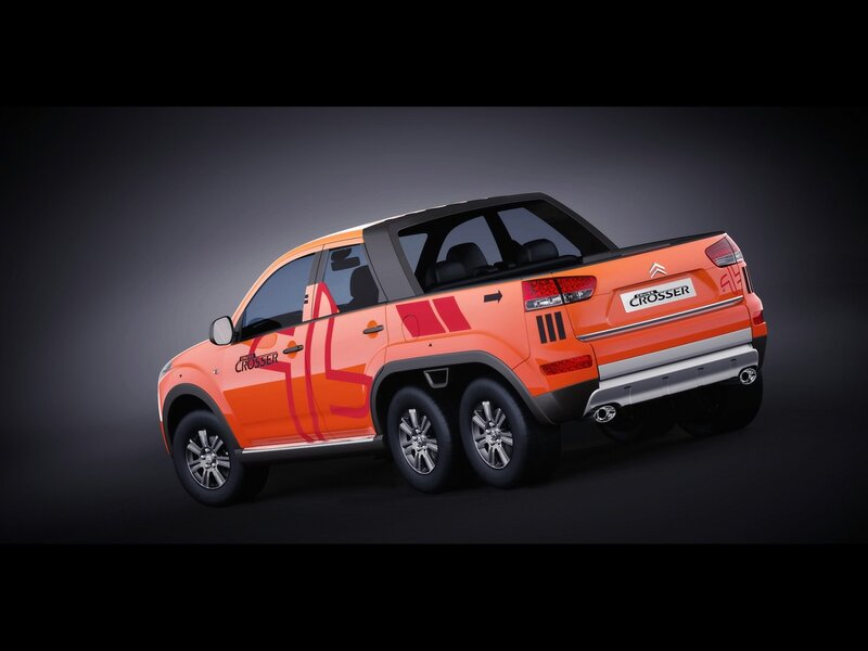 Orange Citroën Crossover pickup