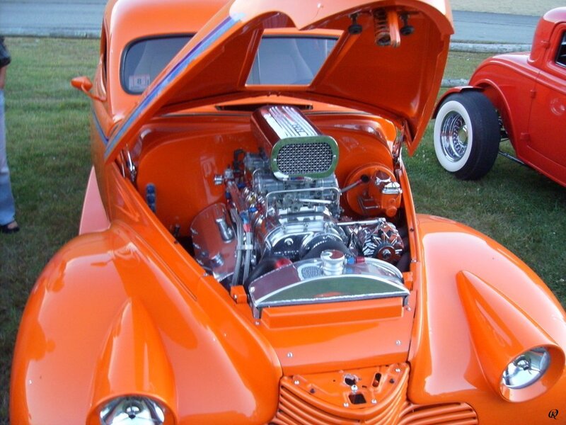Orange Custom Car — Showcase