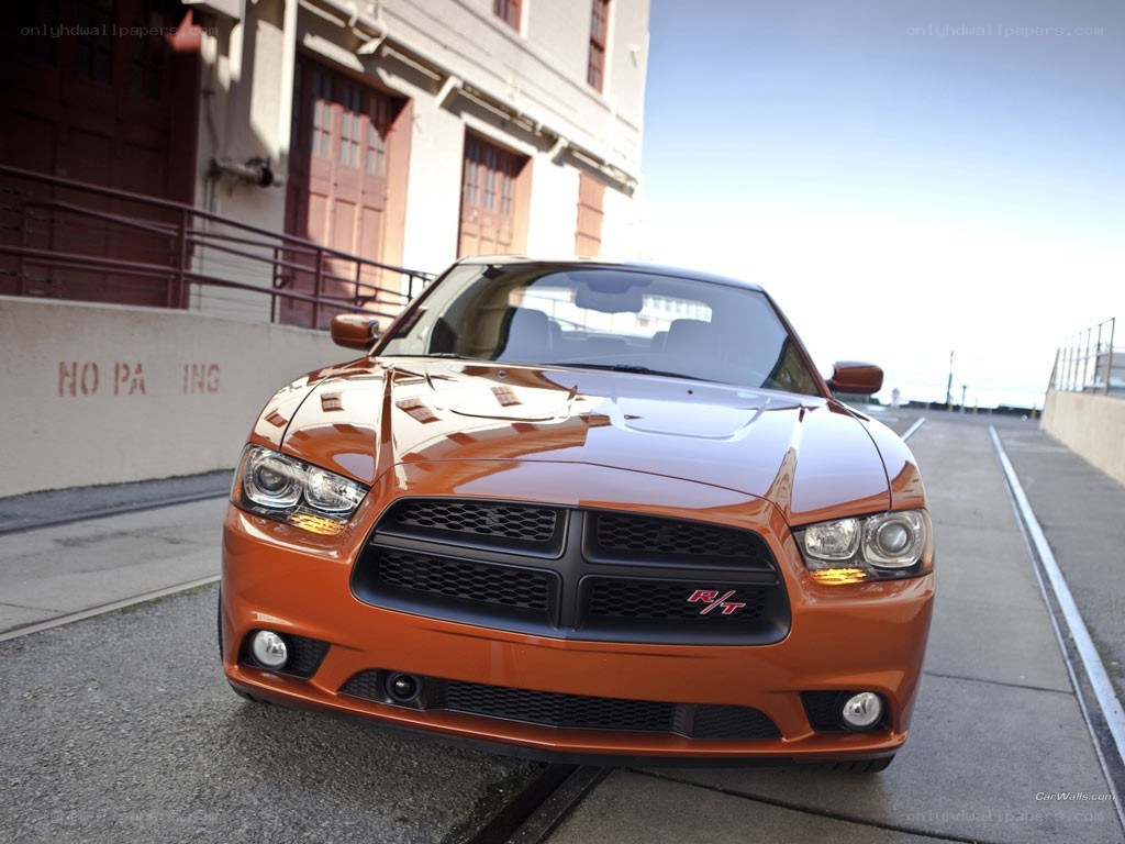 orange dodge charger r/t