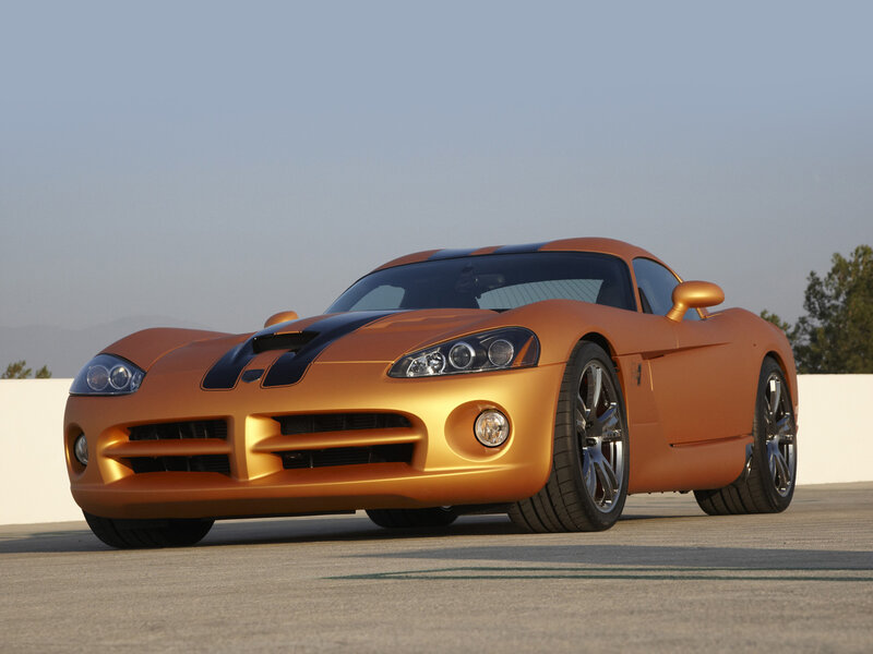 orange dodge viper sports car