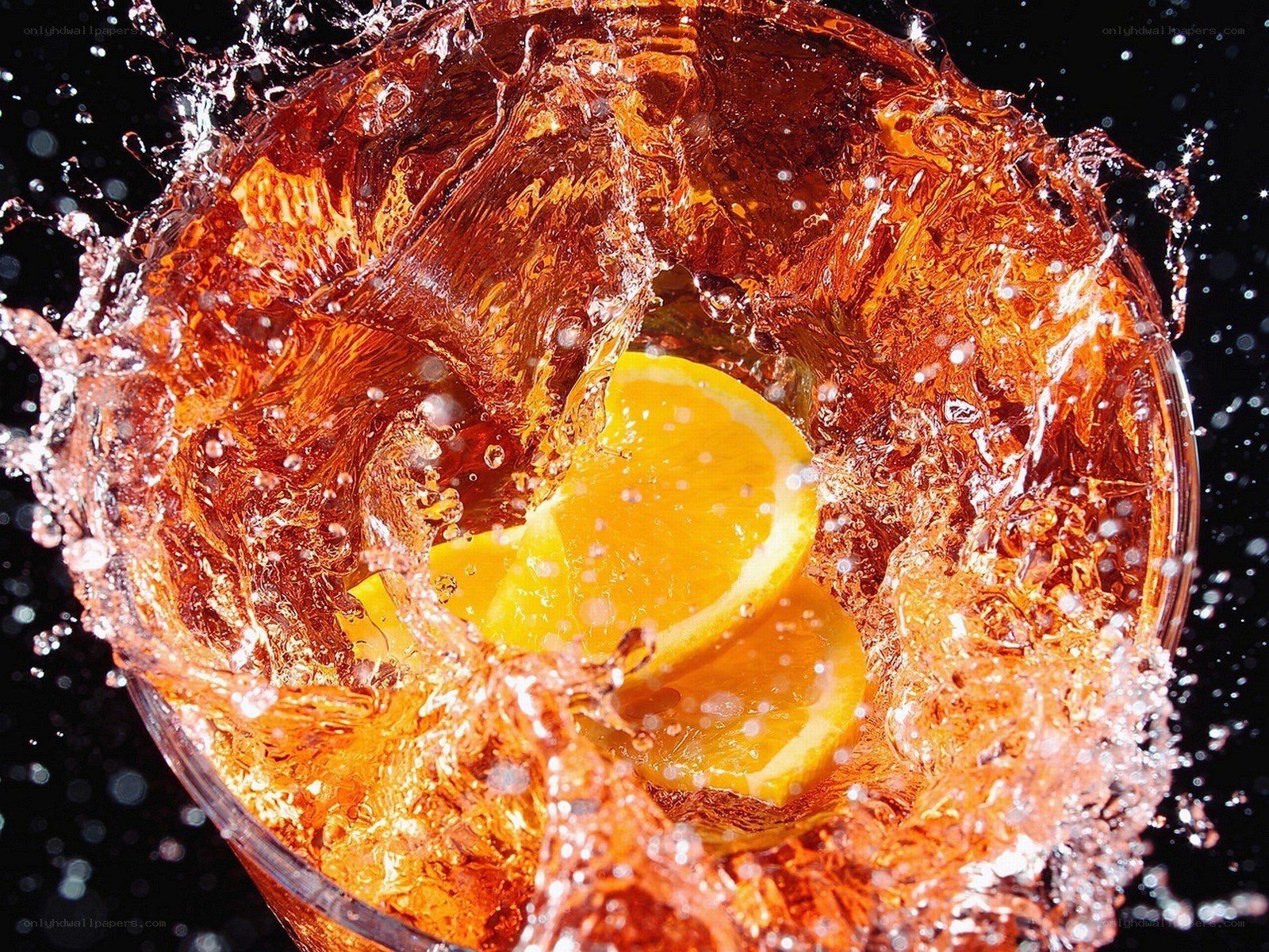 orange drink splashing