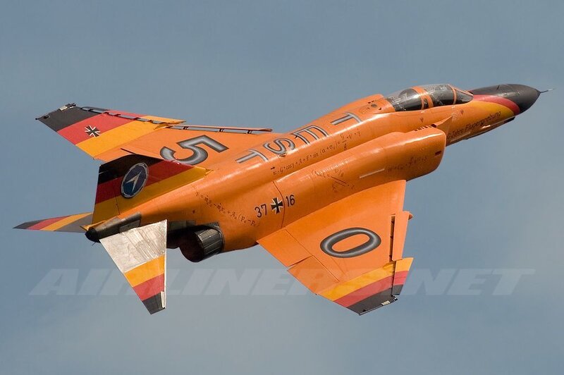 Orange Fighter Jet — Dynamic