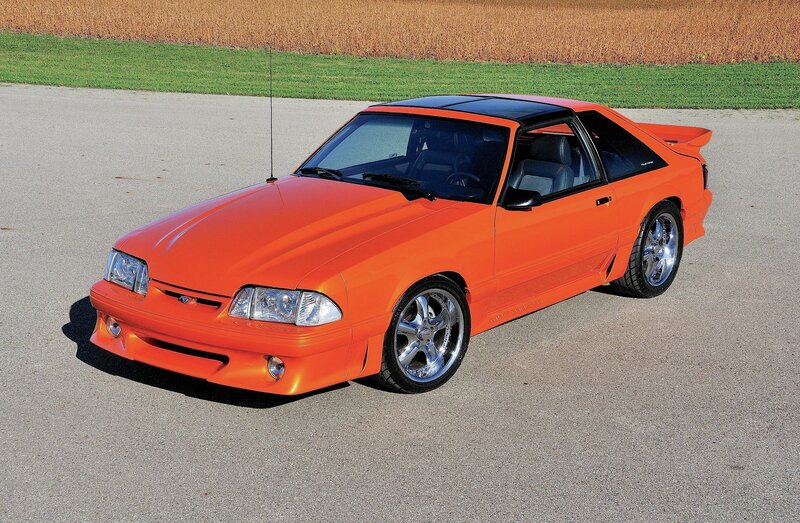 Orange Ford Mustang — Calm