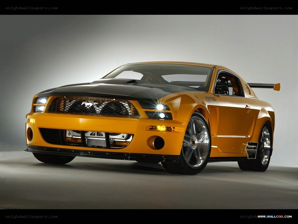 Orange Ford Mustang GTR