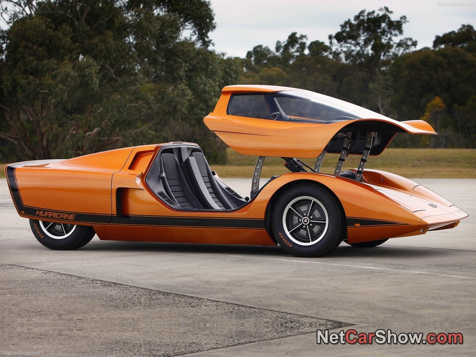 Orange Hurricane concept car