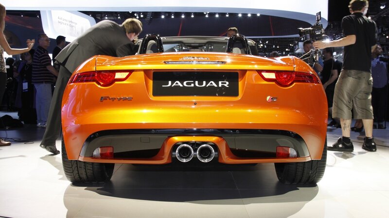 Orange Jaguar F-type — Public Event