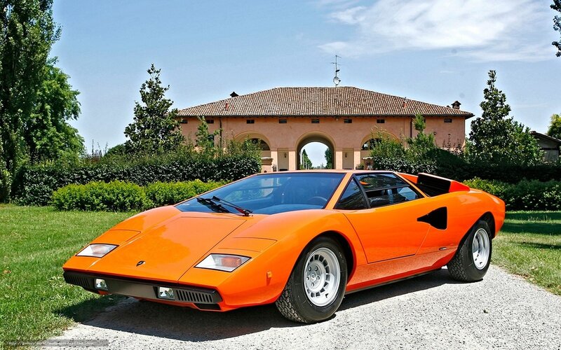 Orange Lamborghini Countach