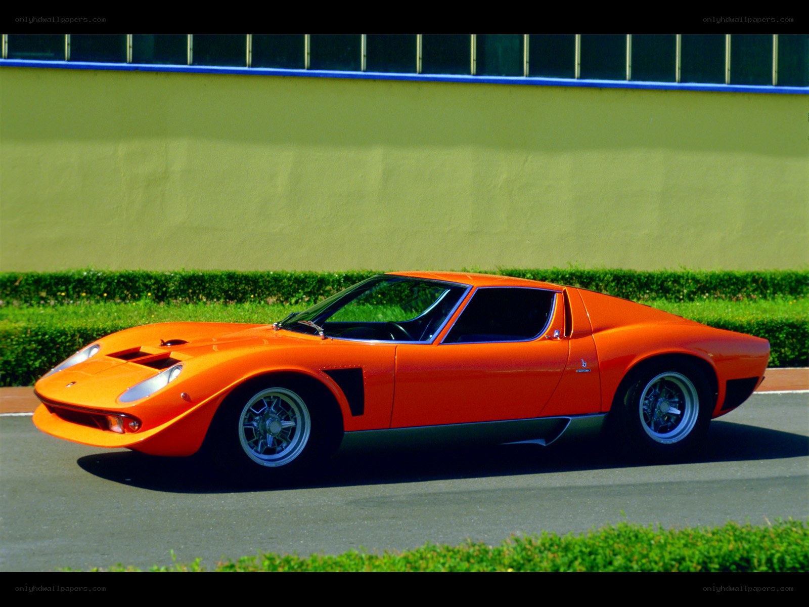 Orange Lamborghini Miura