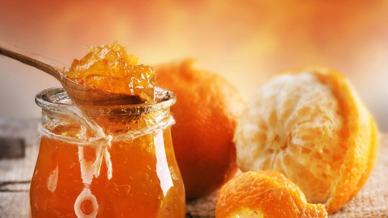 Orange marmalade in a jar