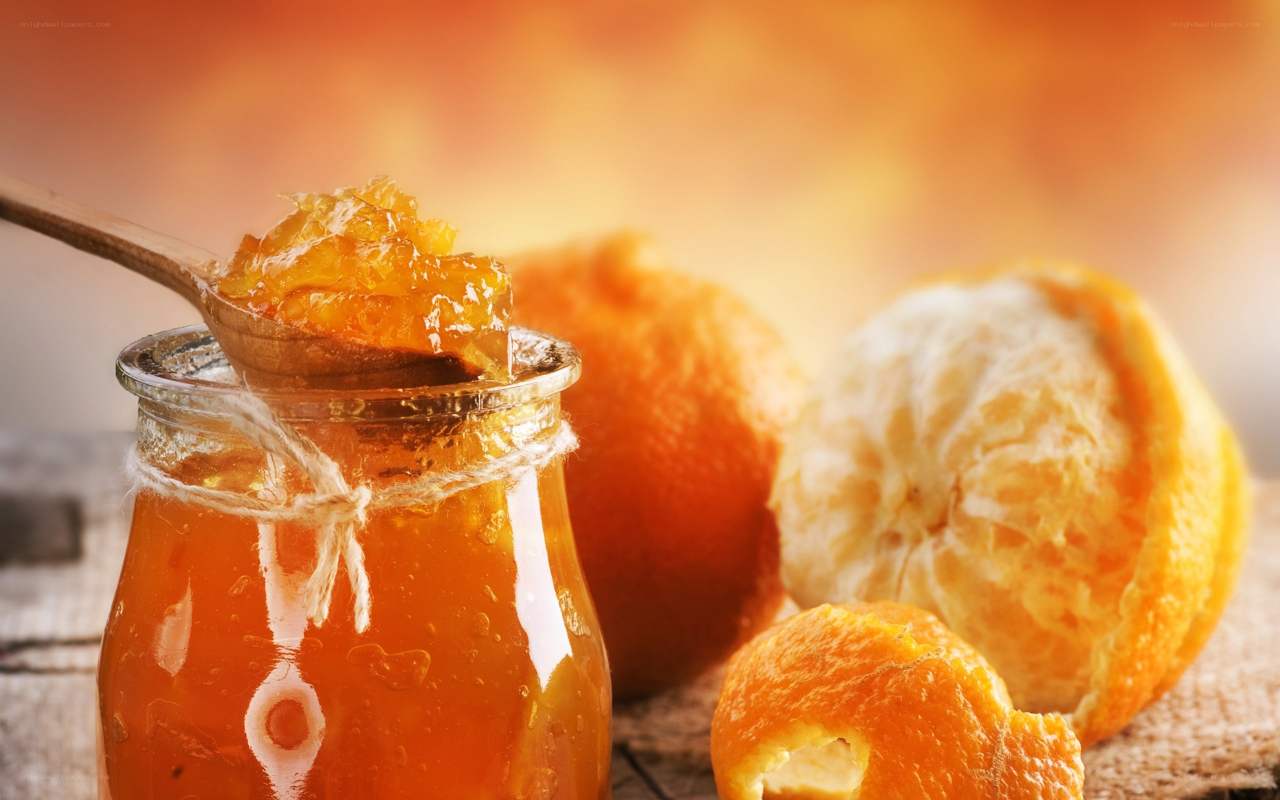 Orange marmalade in a jar