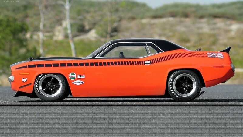 Orange Muscle Car — Static, Afternoon, Photograph, Black Roof