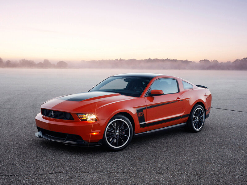 Orange Mustang Boss 302 — Red